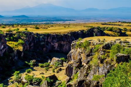 Կաքավաձորի հնավայր 
