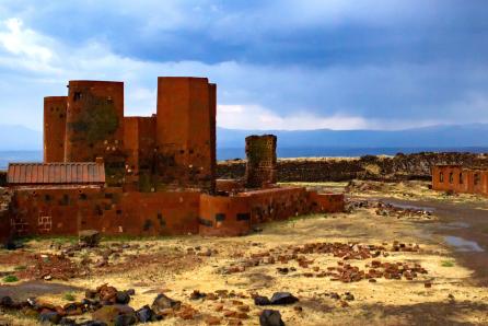 Դաշտադեմի ամրոց/ Քաղենի ամրոց
